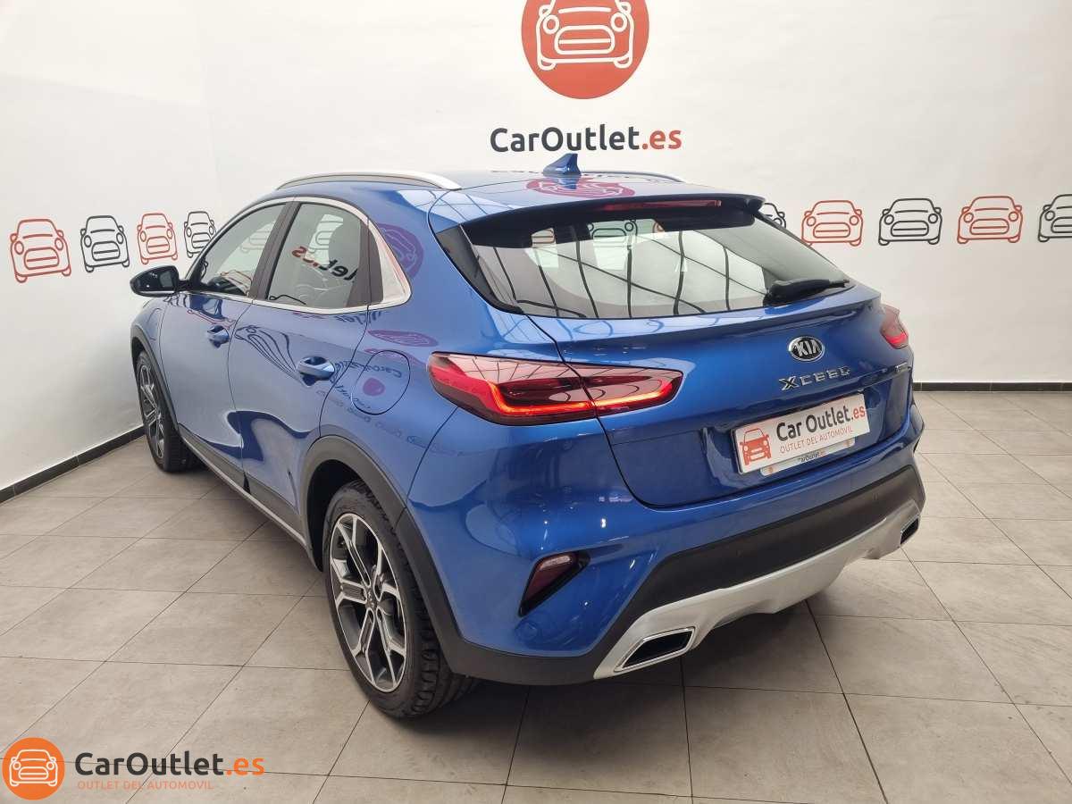 11 - Kia XCeed 2022 - AUTO