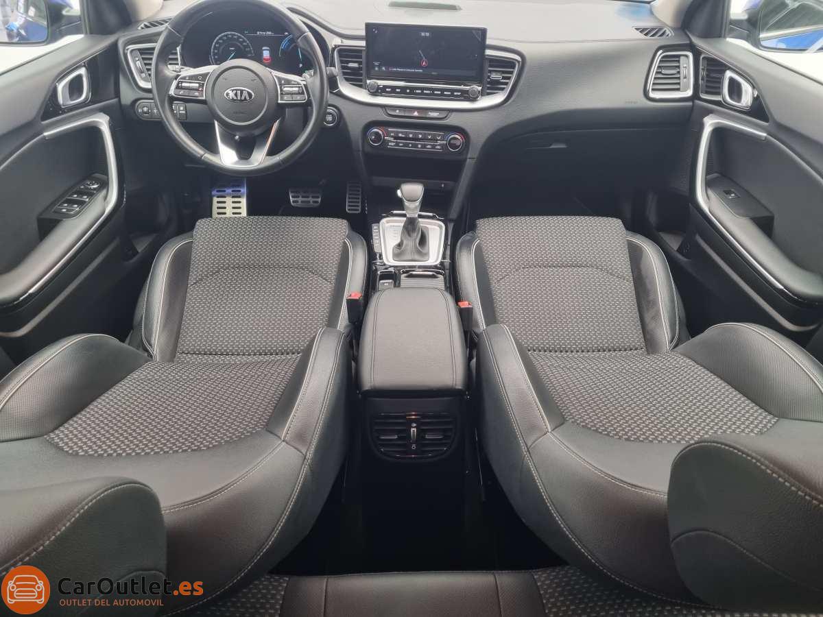 20 - Kia XCeed 2022 - AUTO