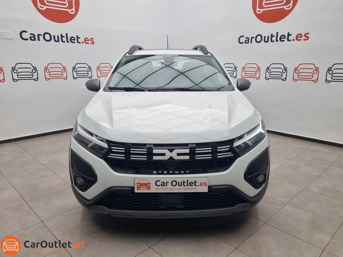 1 - Dacia Sandero Stepway 2023 - AUTO