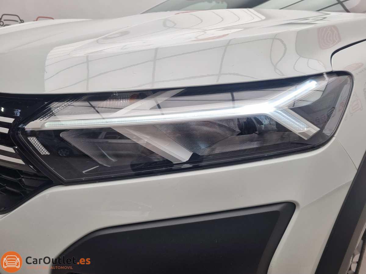 6 - Dacia Sandero Stepway 2023 - AUTO