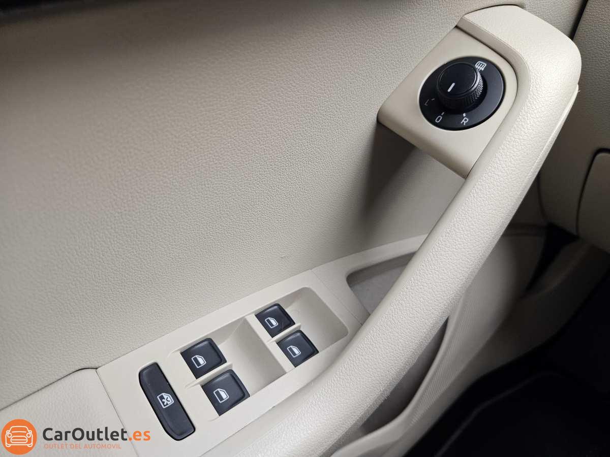 23 - Skoda Octavia 2015 - AUTO