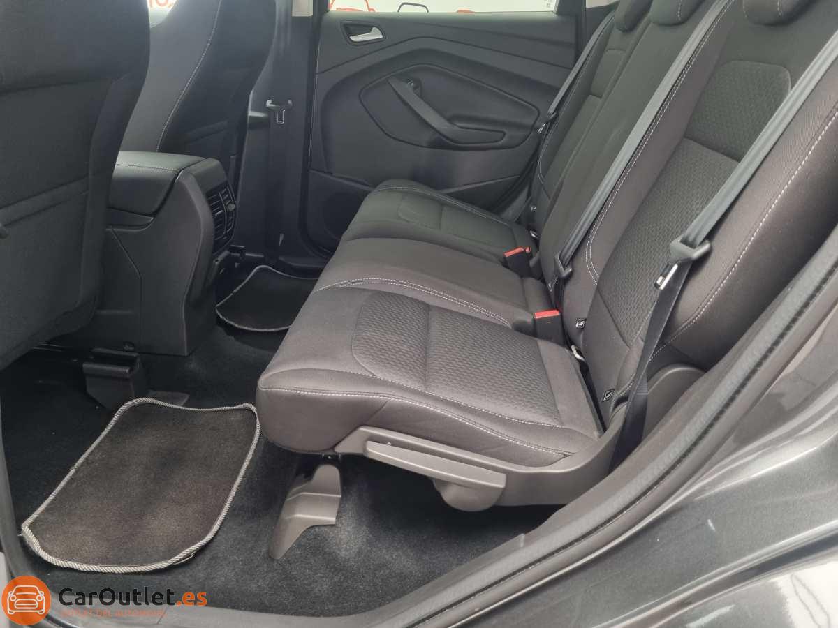 12 - Ford Kuga 2019
