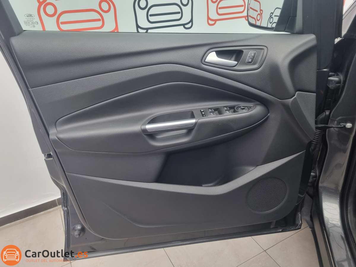 13 - Ford Kuga 2019