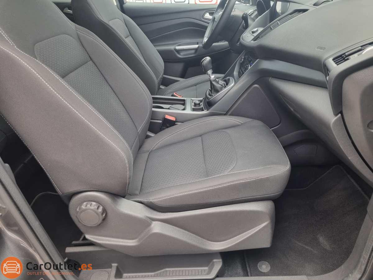 16 - Ford Kuga 2019