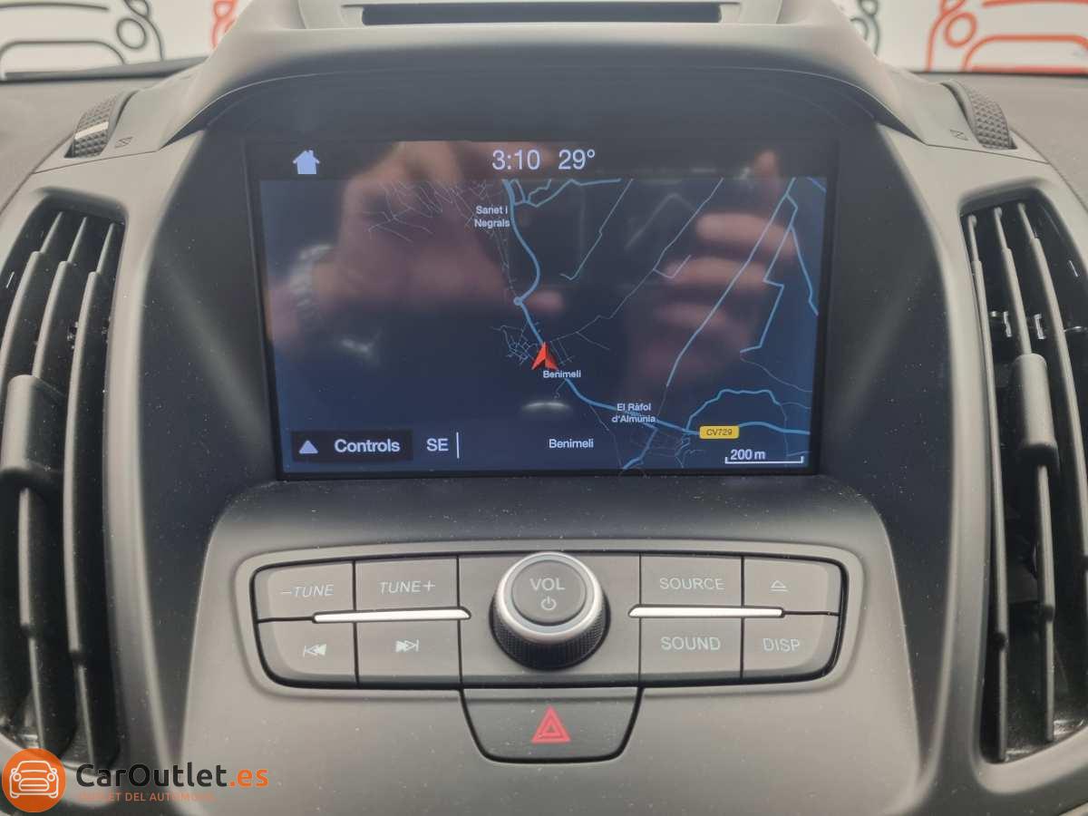 27 - Ford Kuga 2019