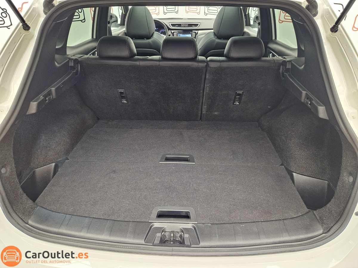 13 - Nissan Qashqai 2018 - AUTO