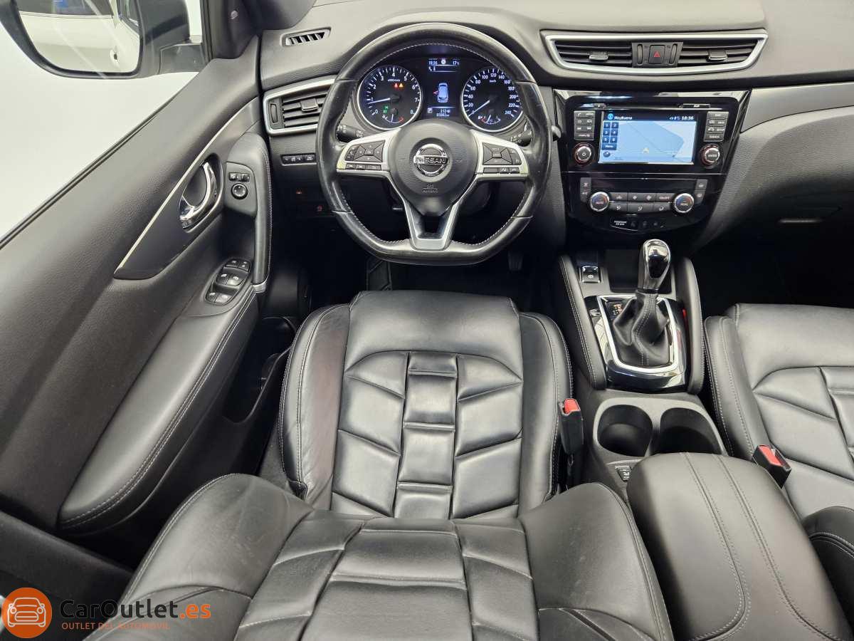 27 - Nissan Qashqai 2018 - AUTO