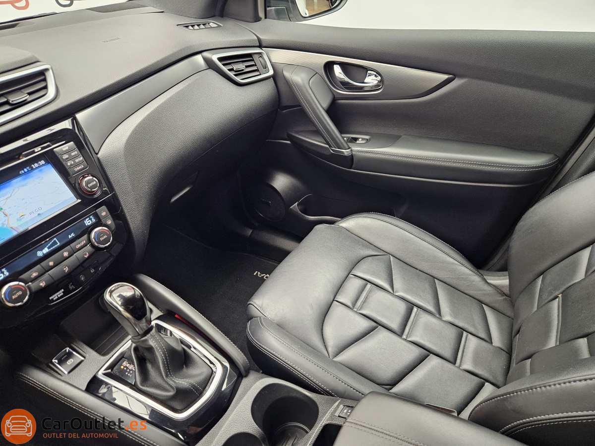 37 - Nissan Qashqai 2018 - AUTO