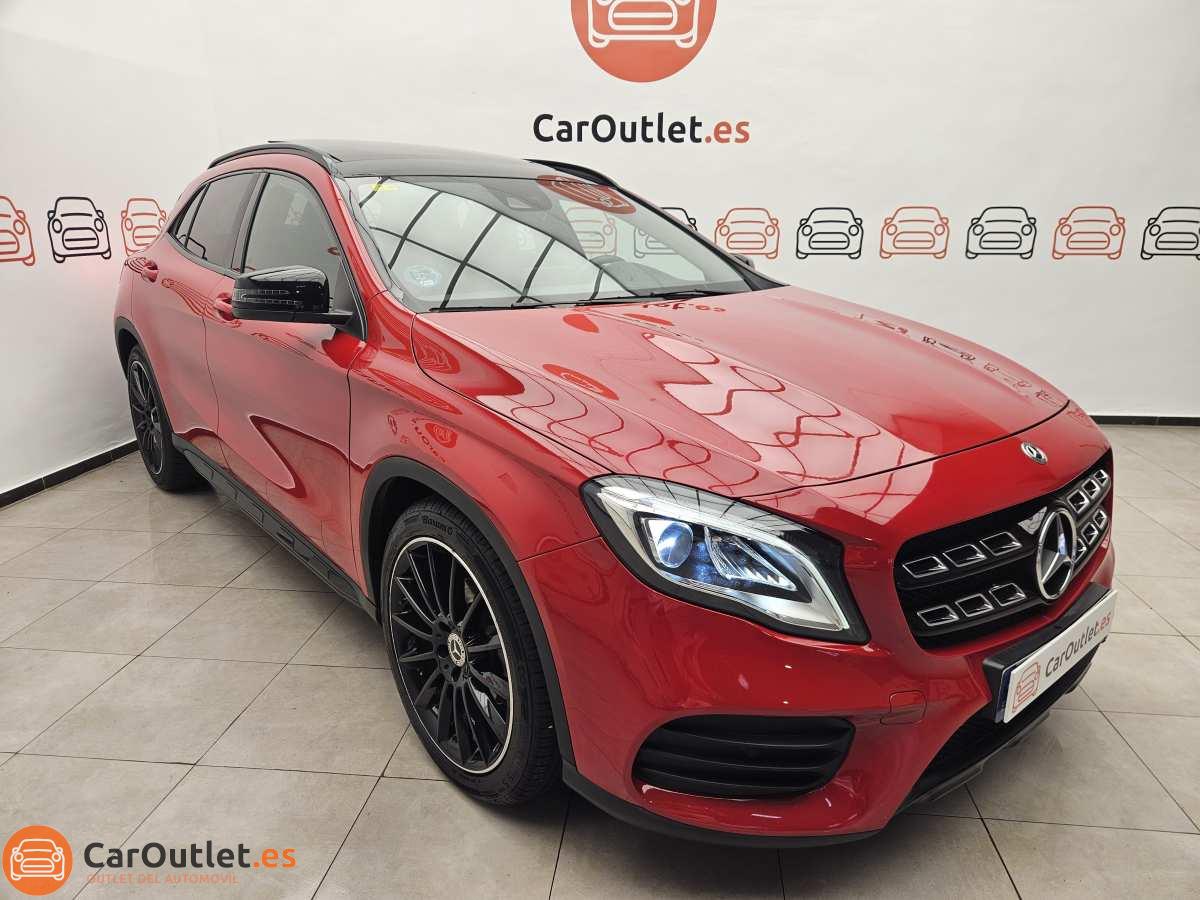 2 - Mercedes GLA Class 2020 - AUTO