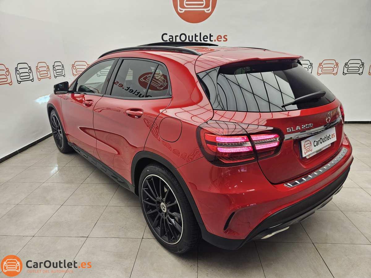 8 - Mercedes GLA Class 2020 - AUTO