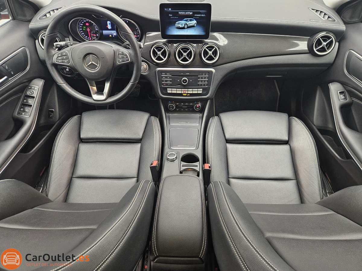 20 - Mercedes GLA Class 2020 - AUTO