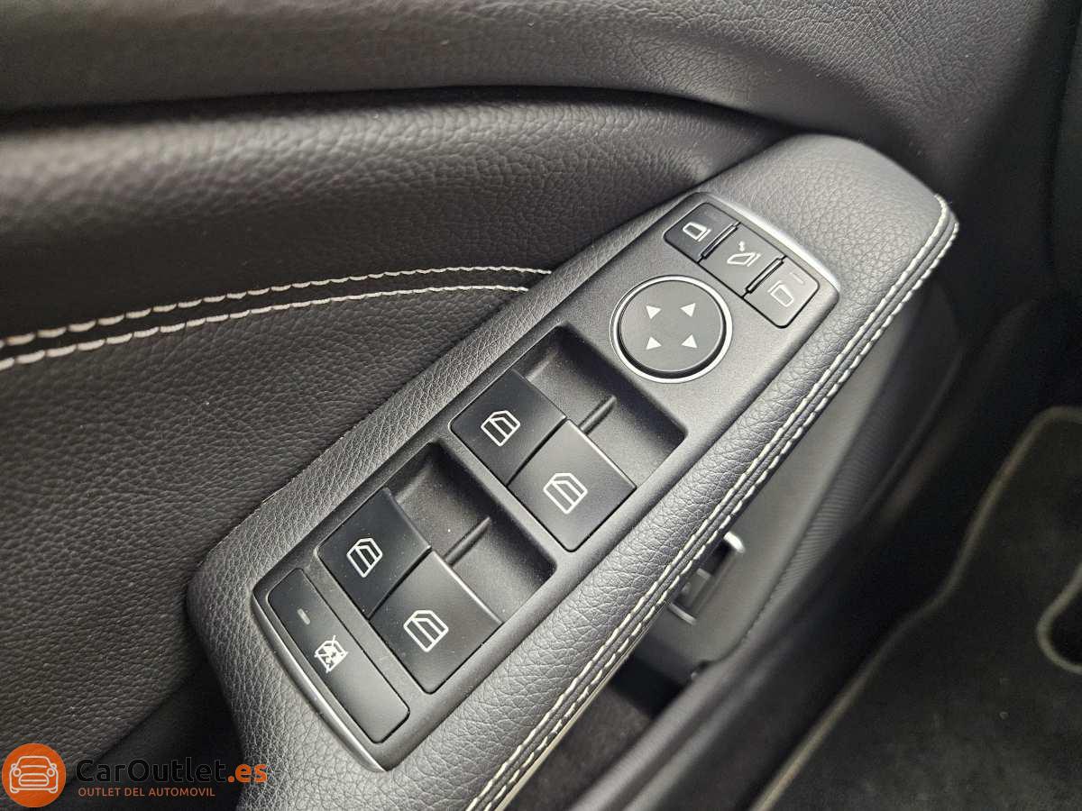 31 - Mercedes GLA Class 2020 - AUTO