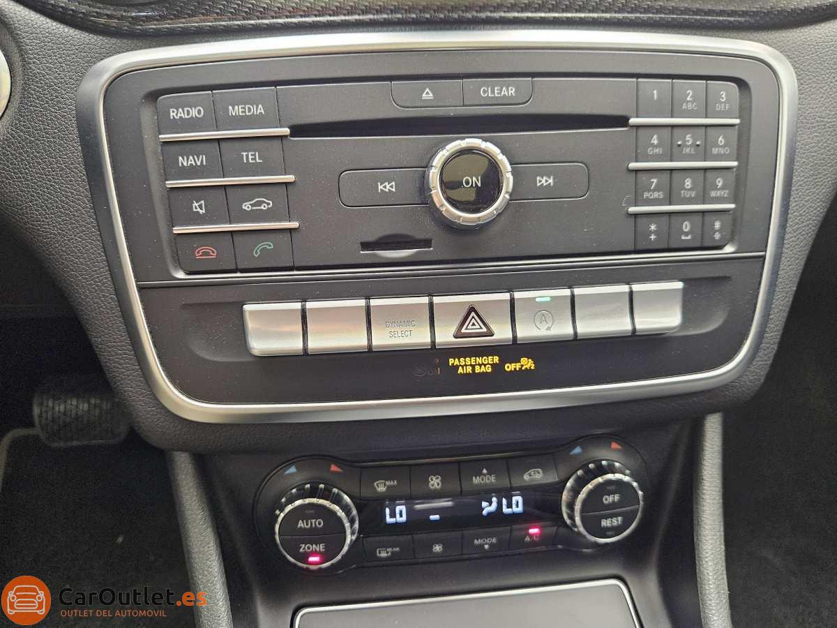 33 - Mercedes GLA Class 2020 - AUTO