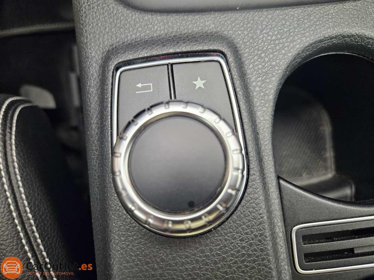 34 - Mercedes GLA Class 2020 - AUTO