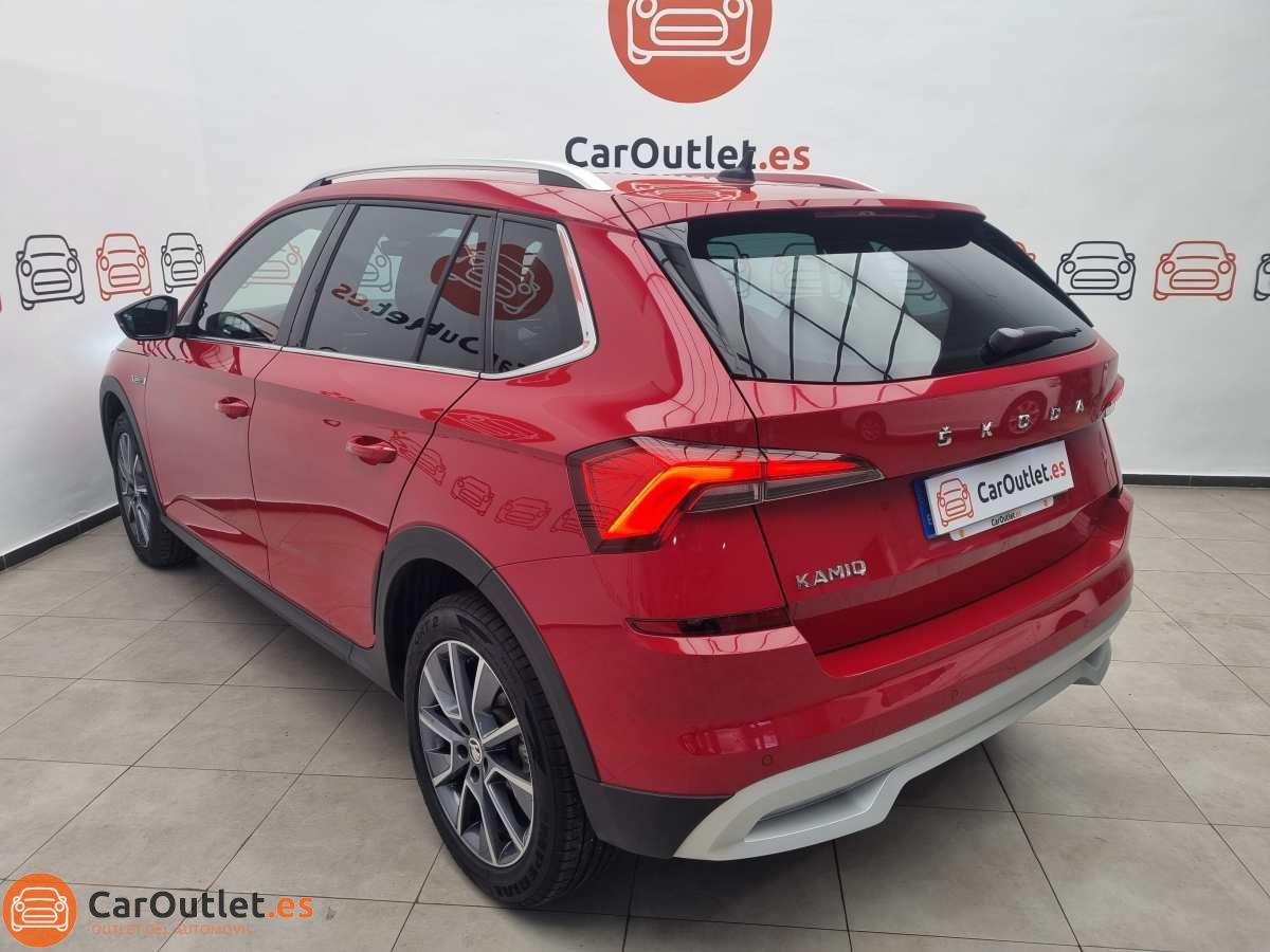 11 - Skoda Kamiq 2021 - AUTO