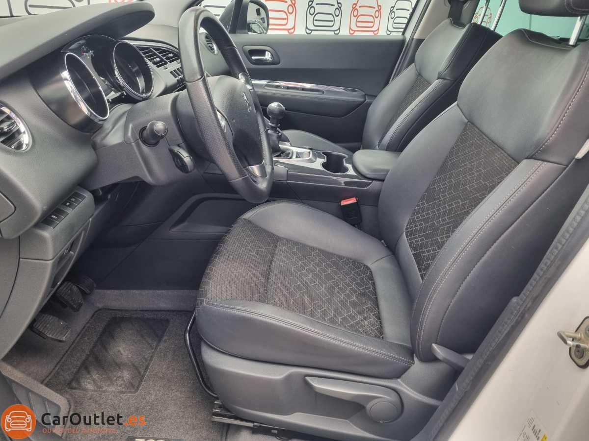 13 - Peugeot 3008 2016