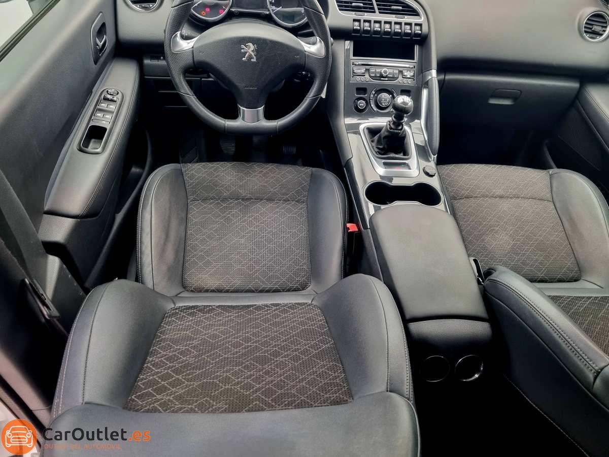 17 - Peugeot 3008 2016