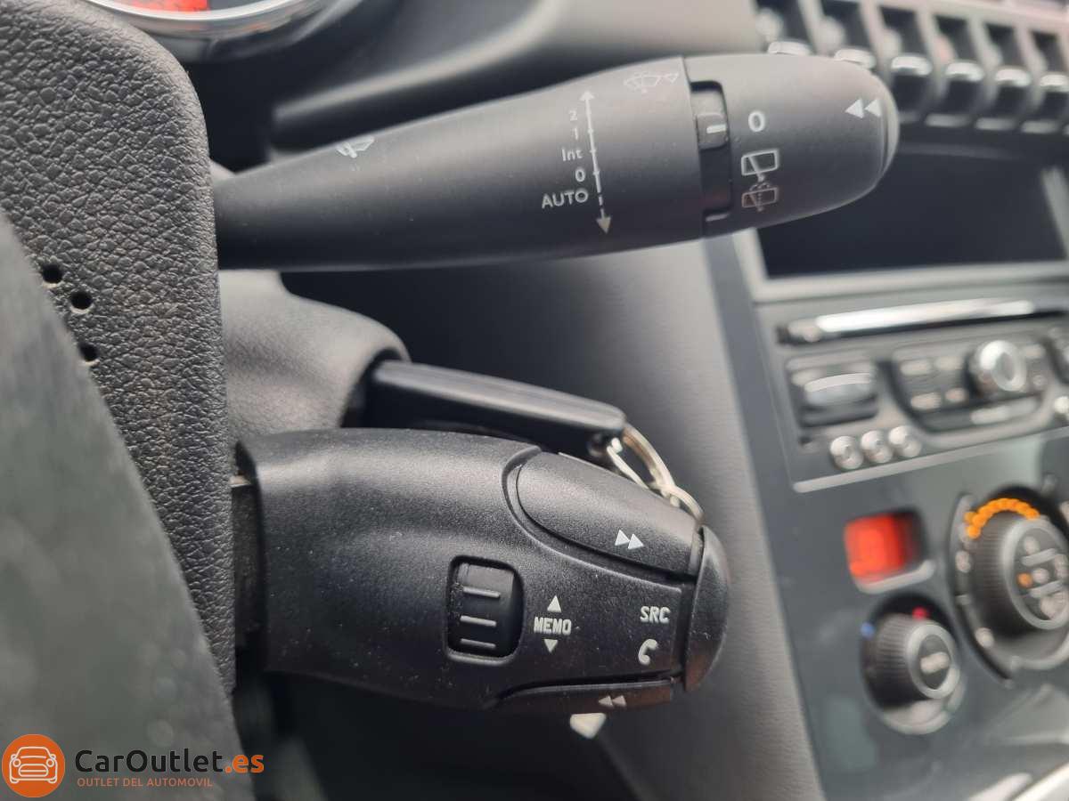 20 - Peugeot 3008 2016
