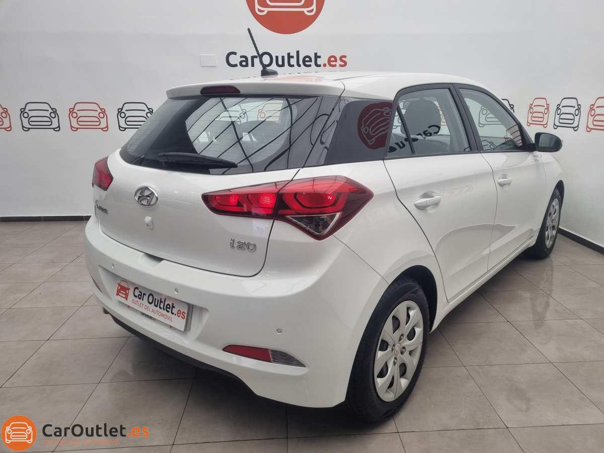 3 - Hyundai i20 2017