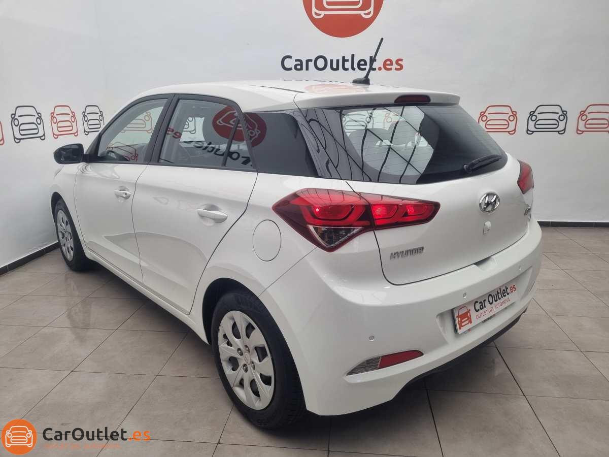 5 - Hyundai i20 2017