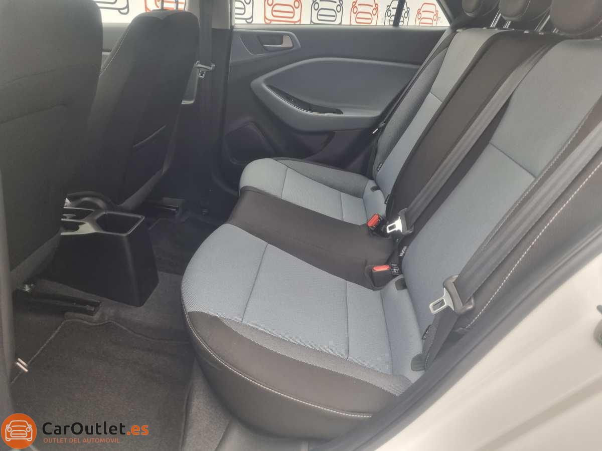 7 - Hyundai i20 2017