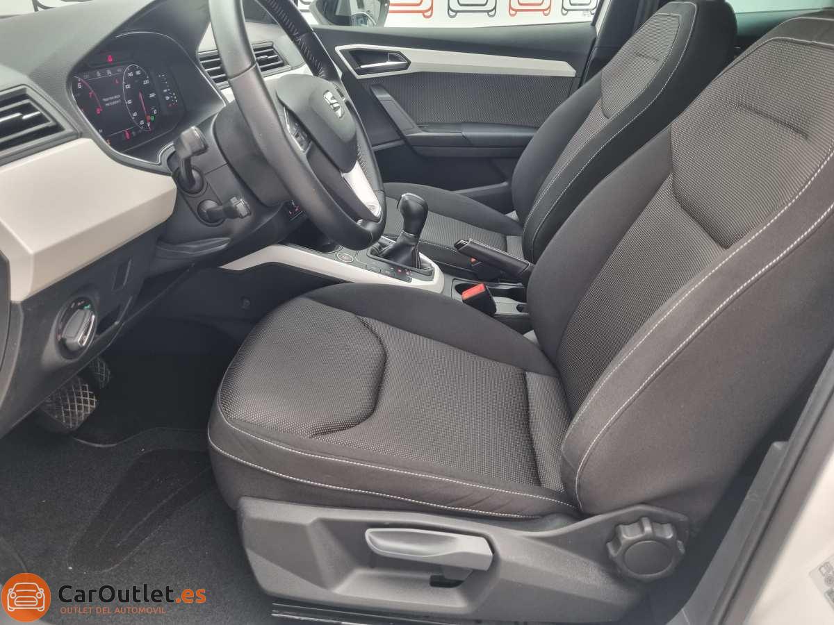 15 - Seat Arona 2019 - AUTO