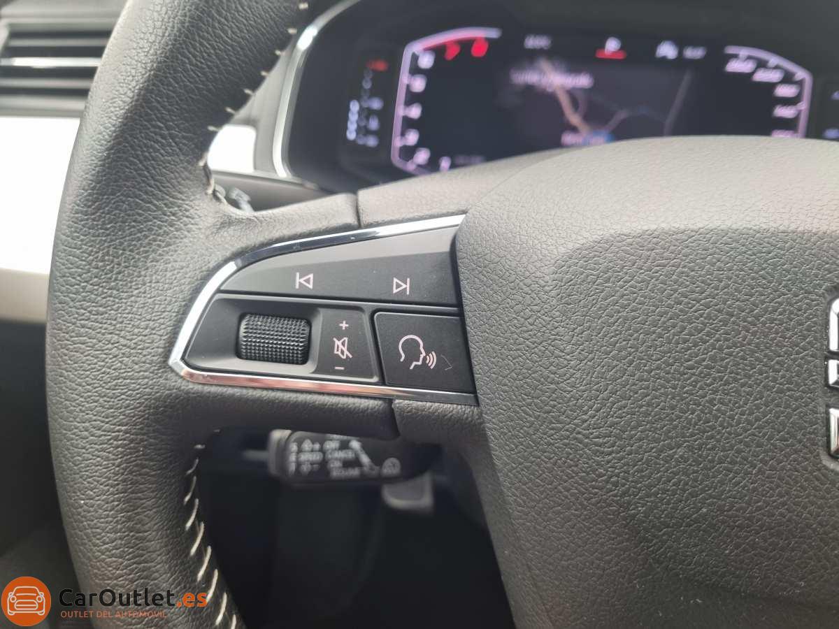 21 - Seat Arona 2019 - AUTO
