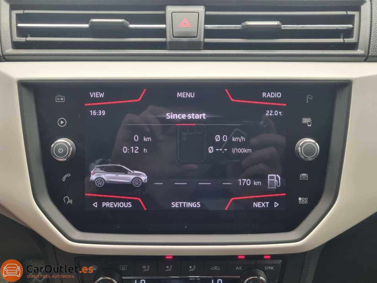 27 - Seat Arona 2019 - AUTO