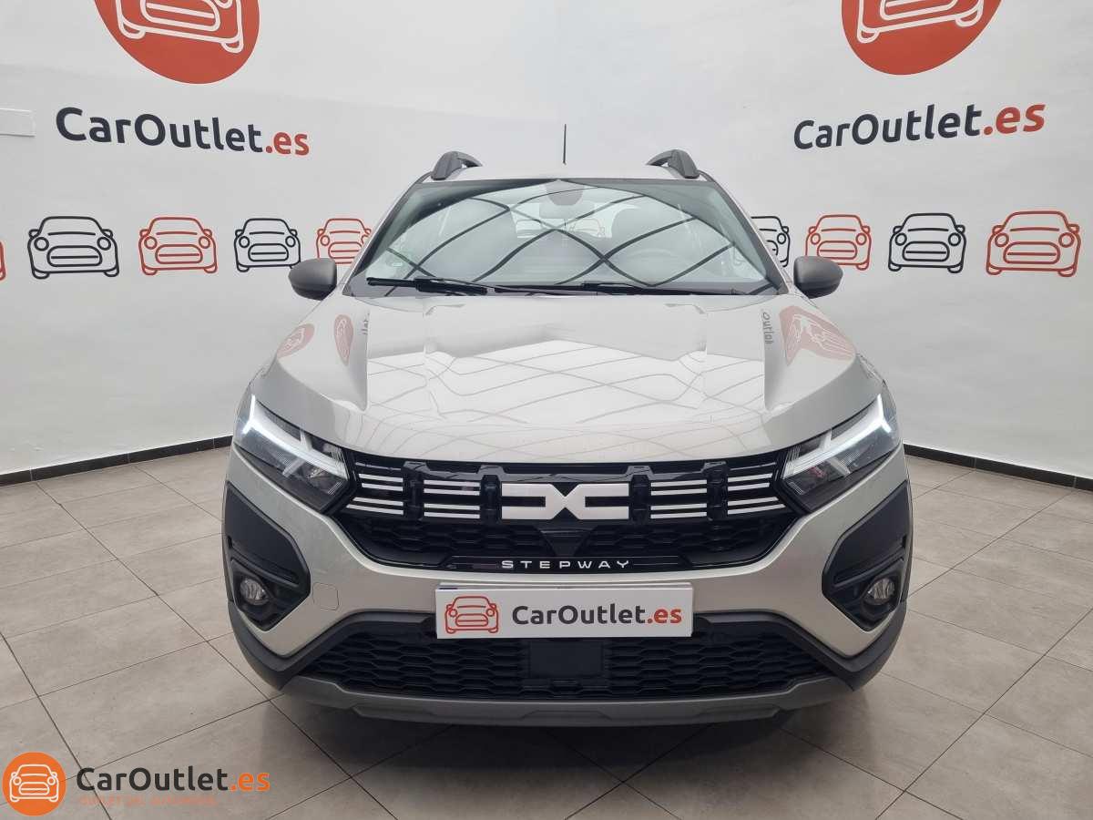 1 - Dacia Sandero Stepway 2023 - AUTO