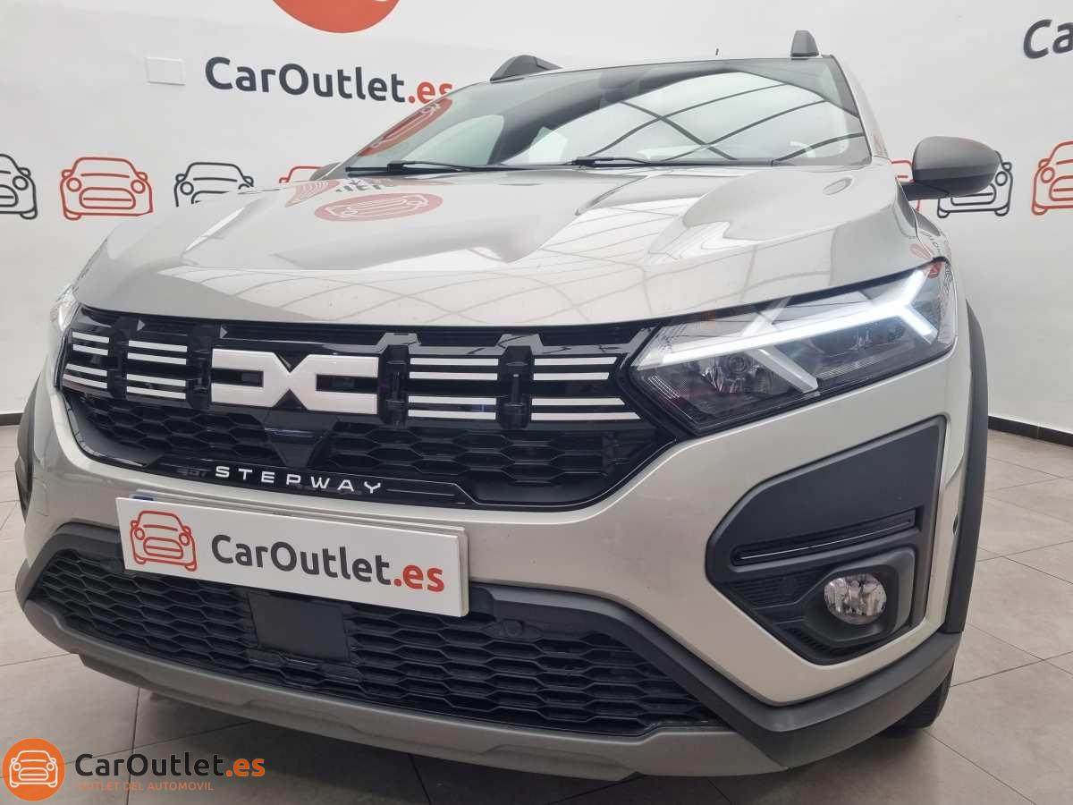 5 - Dacia Sandero Stepway 2023 - AUTO