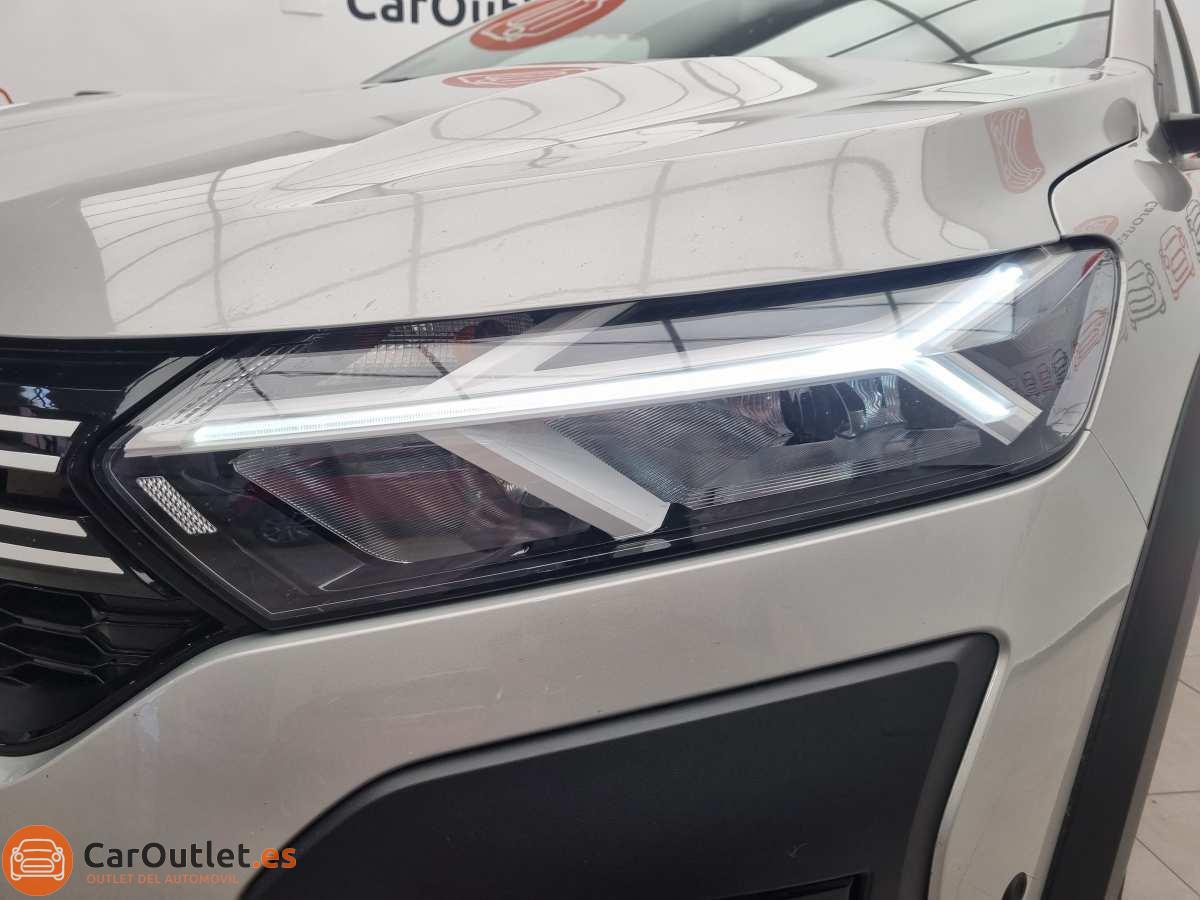 6 - Dacia Sandero Stepway 2023 - AUTO