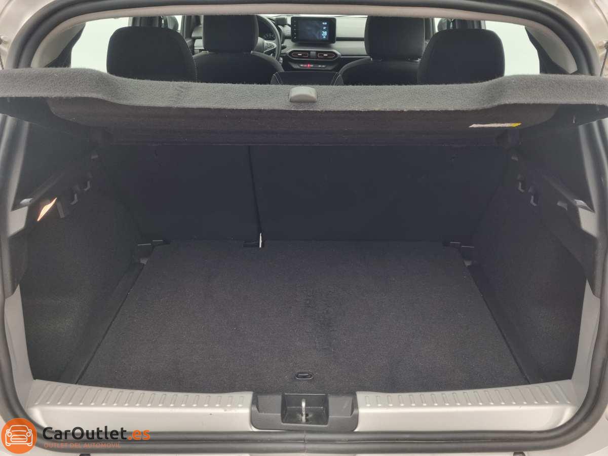 11 - Dacia Sandero Stepway 2023 - AUTO