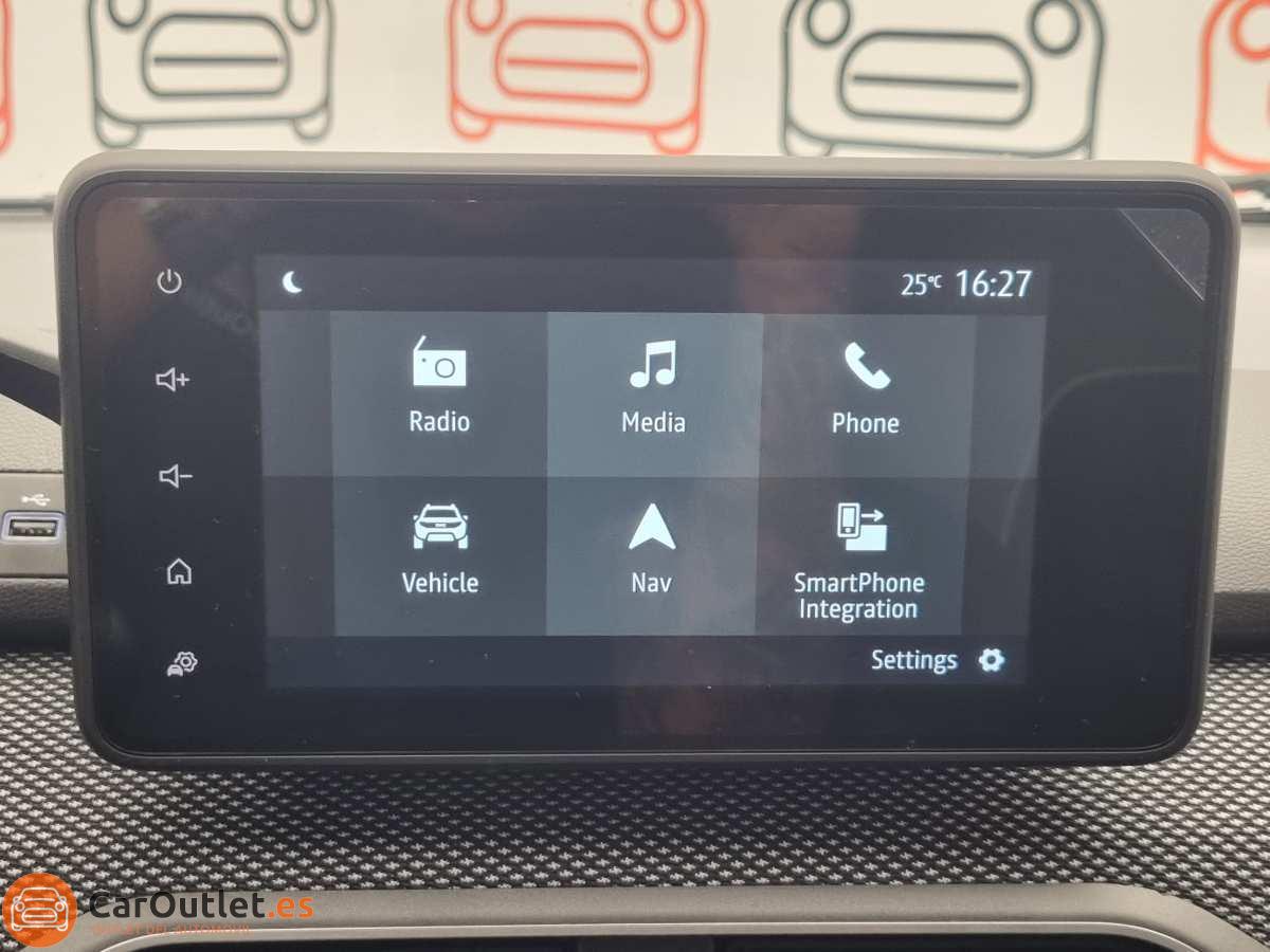27 - Dacia Sandero Stepway 2023 - AUTO