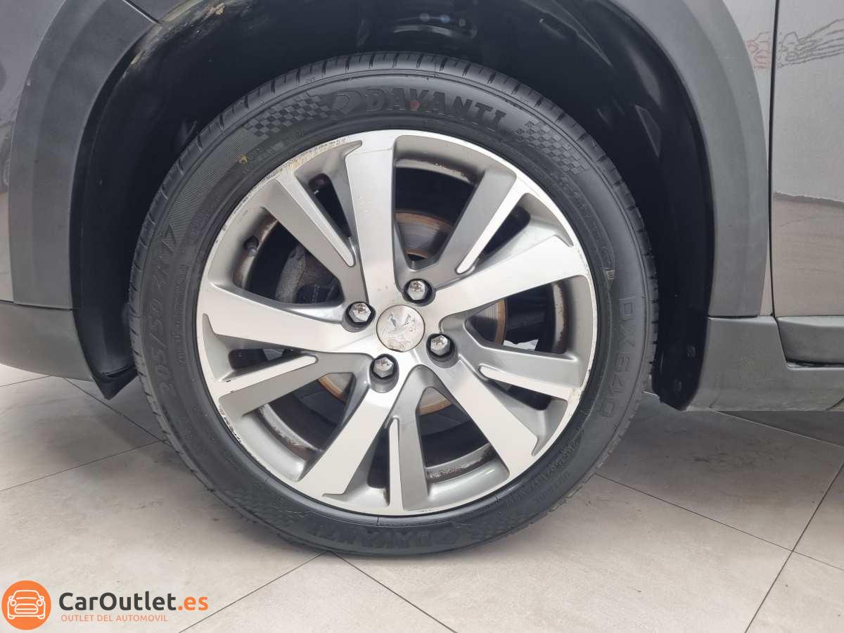 6 - Peugeot 2008 2019 - AUTO