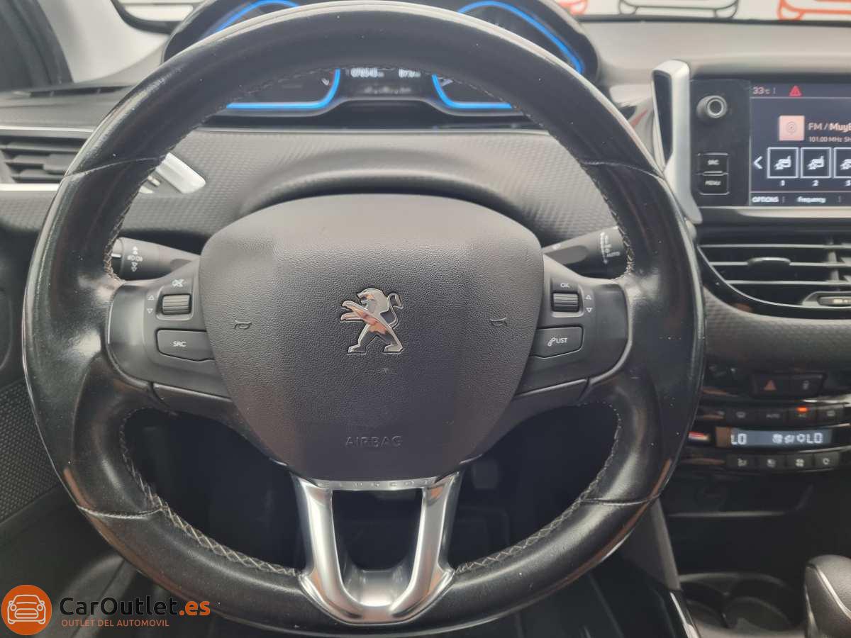 19 - Peugeot 2008 2019 - AUTO