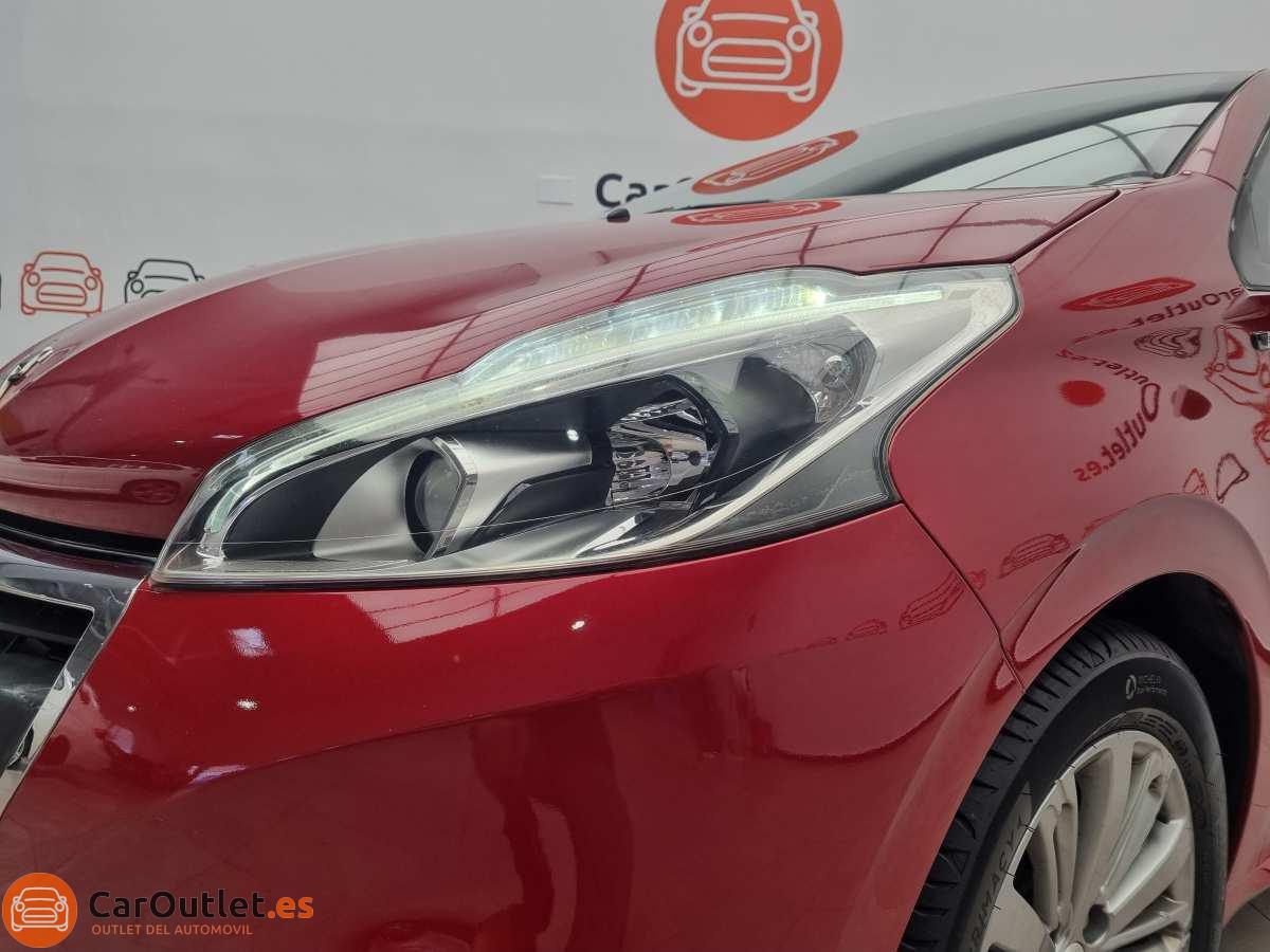 6 - Peugeot 208 2017