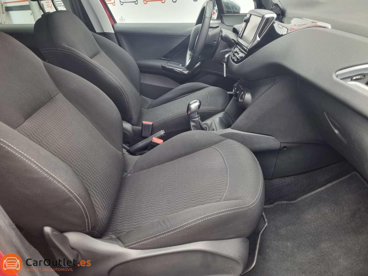 15 - Peugeot 208 2017
