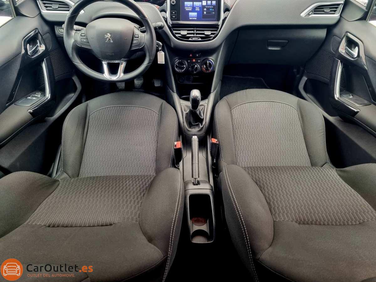 16 - Peugeot 208 2017
