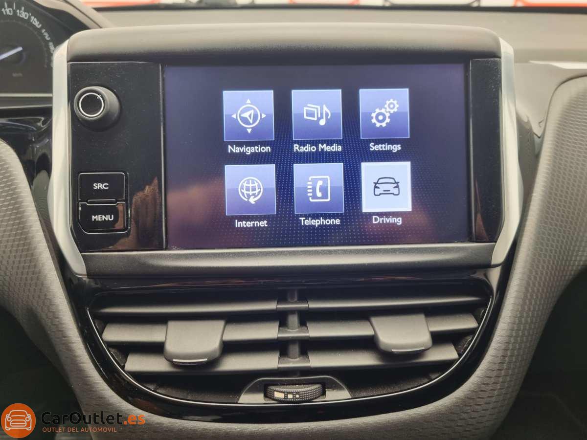 27 - Peugeot 208 2017