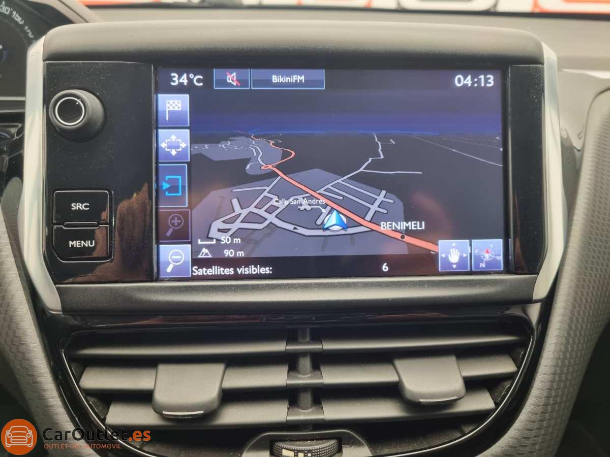 28 - Peugeot 208 2017