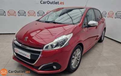 Peugeot 208 Petrol - 2017
