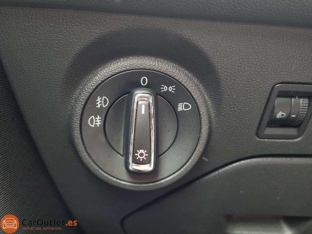 25 - Seat Leon 2016