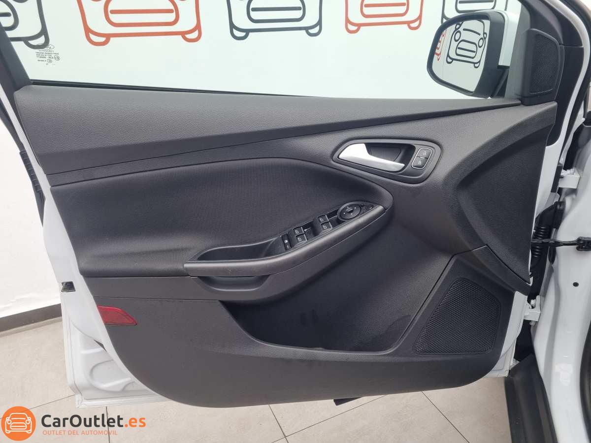 13 - Ford Focus 2015