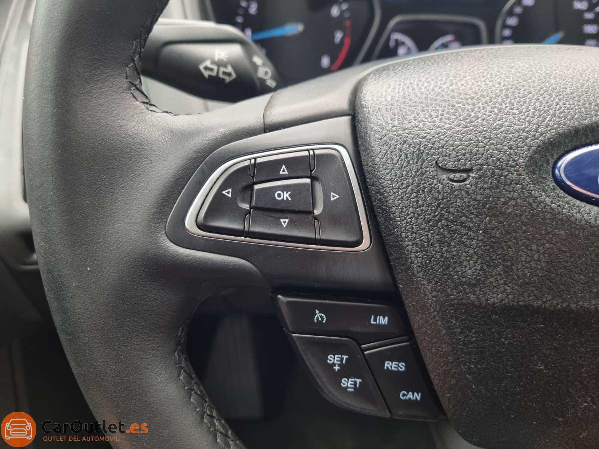 22 - Ford Focus 2015