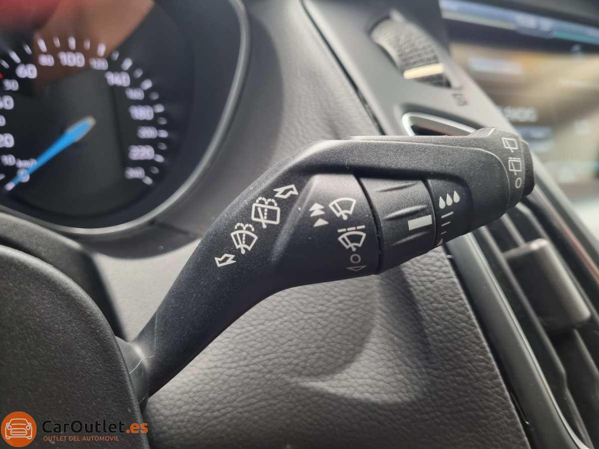 23 - Ford Focus 2015