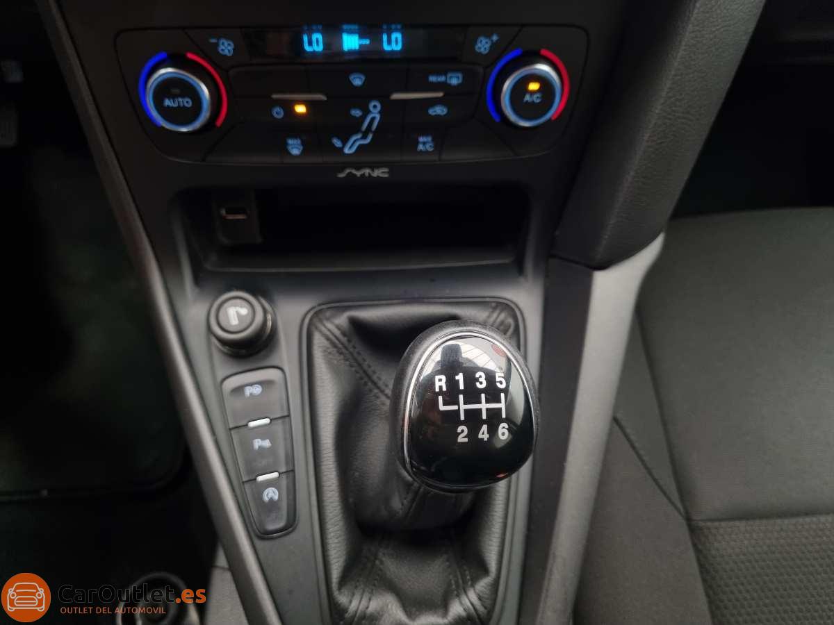 30 - Ford Focus 2015