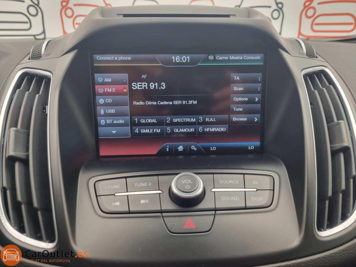 30 - Ford CMax 2015