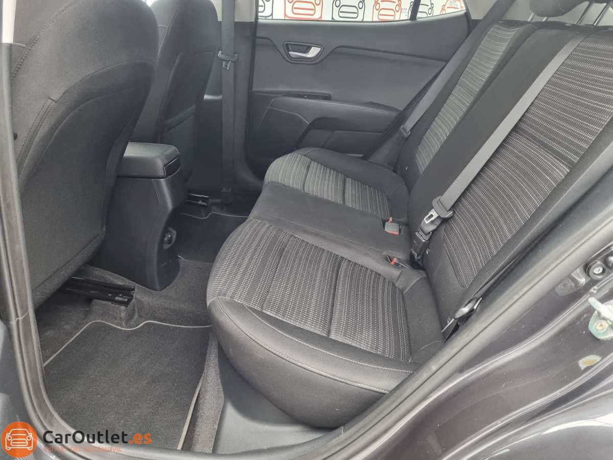 12 - Kia Stonic 2018