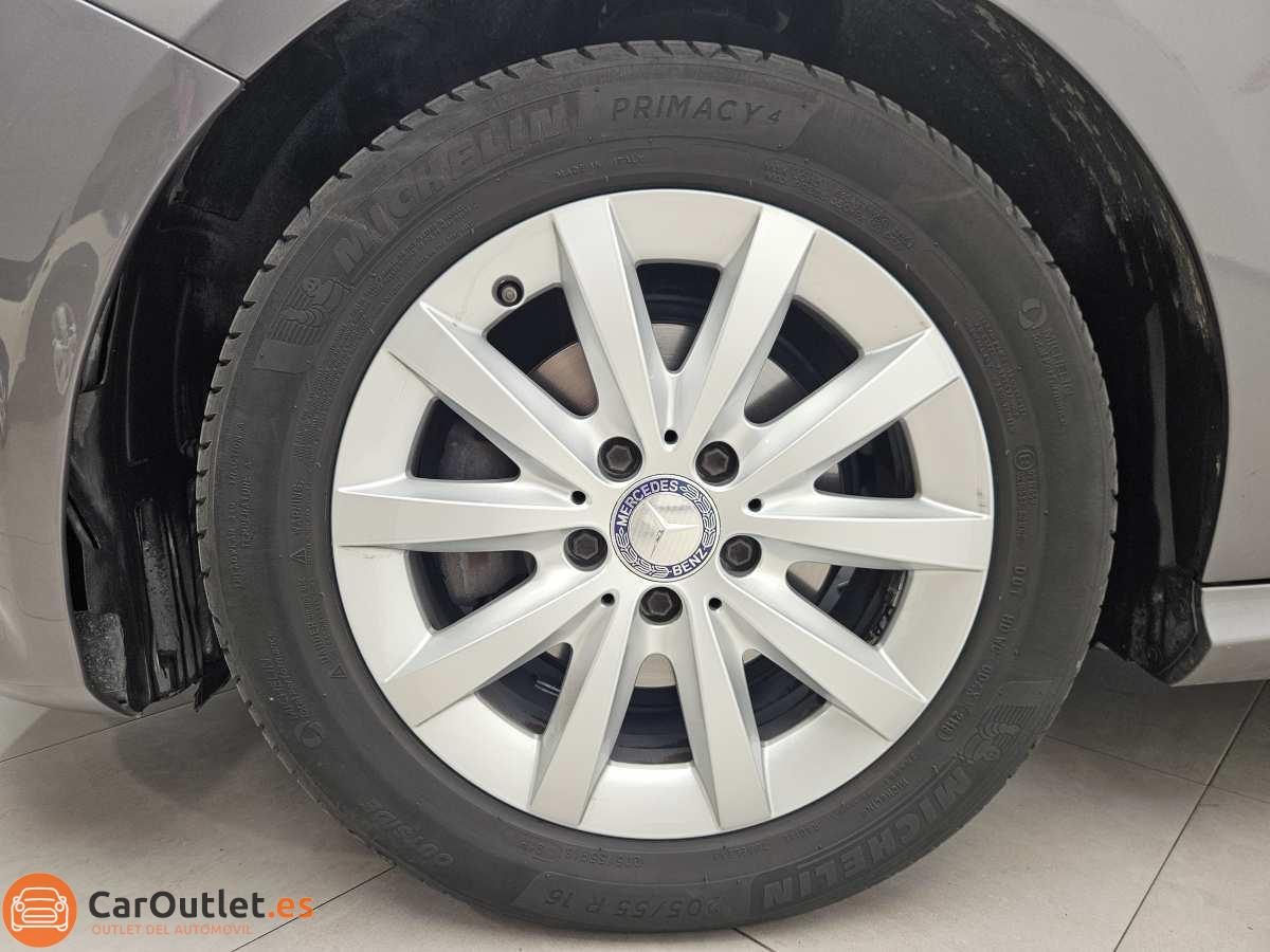 5 - Mercedes A Class 2013 - AUTO