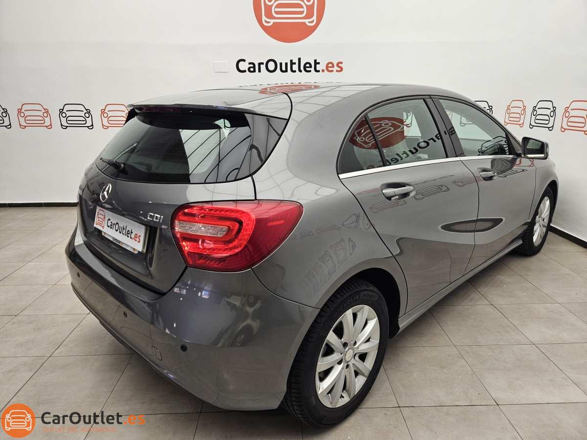 10 - Mercedes A Class 2013 - AUTO